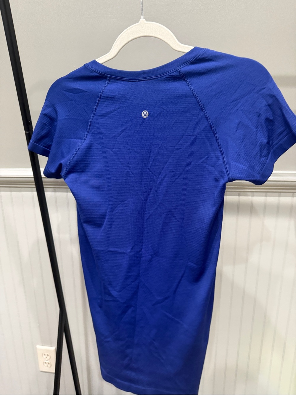 Lululemon Royal Blue Hip Length Swiftly Tech Athletic Shirt Size 6 - Picture 3 of 5